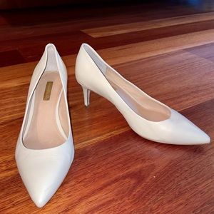 Louise et Cie beige heels